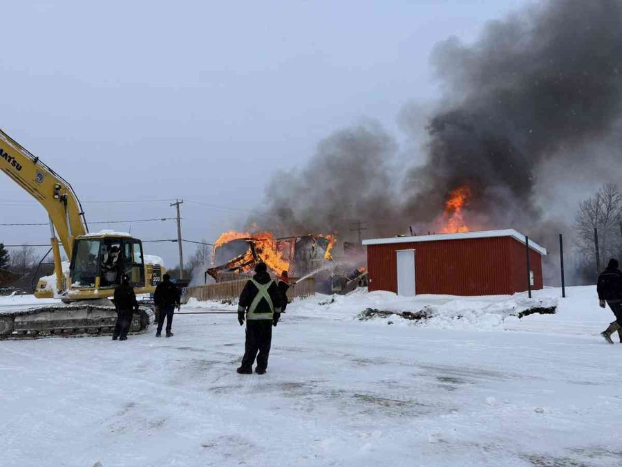 Incendie à la salle municipale et des loisirs de Champneuf