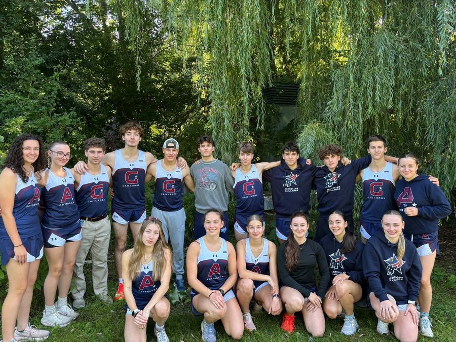 L’équipe de cross-country est l’une des 12 formations qui portent fièrement les couleurs du Cégep de l’Abitibi-Témiscamingue.