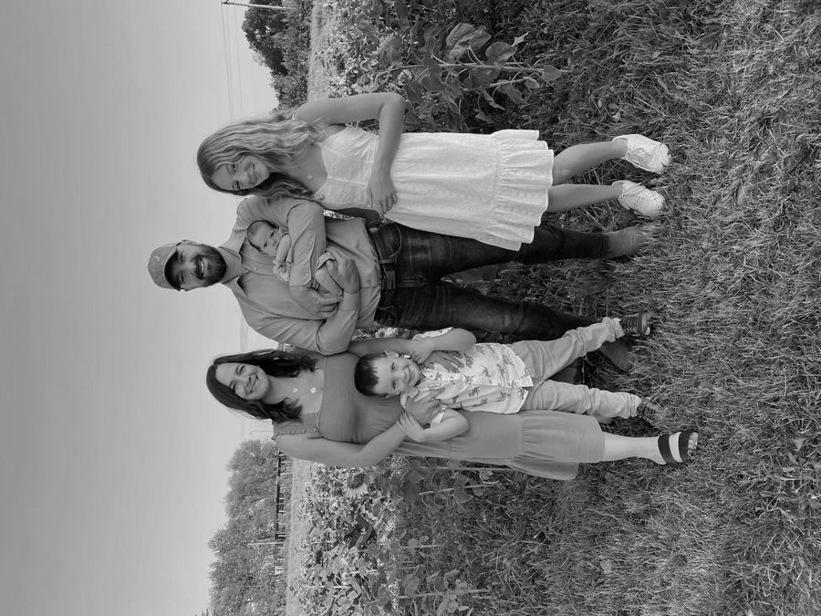 Famille Charles Bélanger.jpeg
