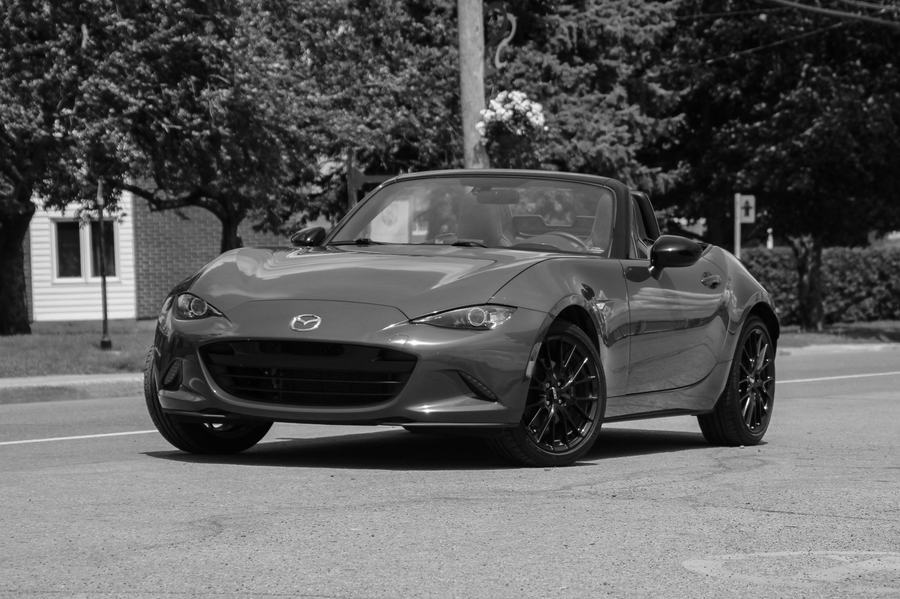 Mazda_MX-5_GS_Sport_2017-3.jpg