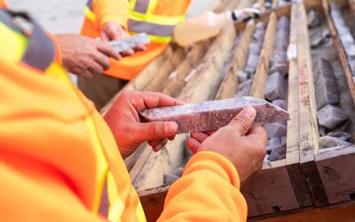 PMET resources - Projet Shaakichiuwaanaan - Césium