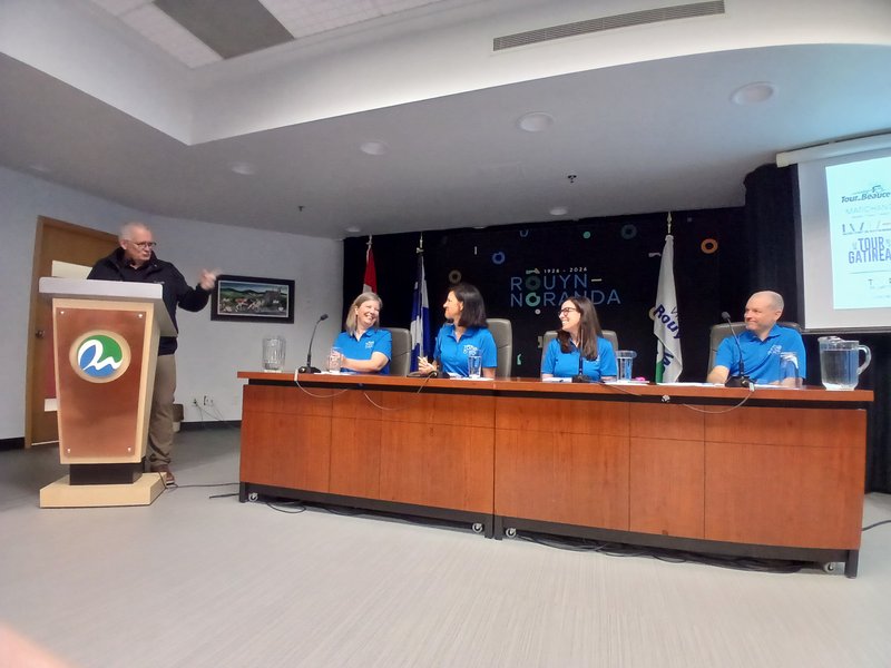 Gilles Chapadeau, maire de Rouyn-Noranda, Tour de l'Abitibi