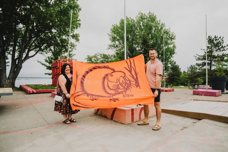 Parc des Pionniers | Drapeaux | Crédit William B. Daigle