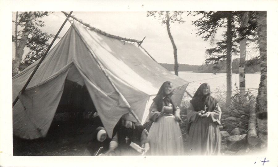 quatre Soeurs grises 1926