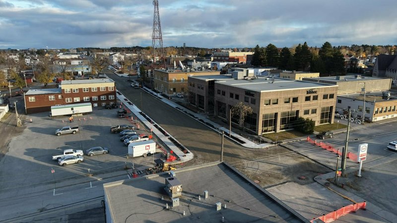 Vue aérienne de l’Avenue Centrale avant la fin de la phase 1
