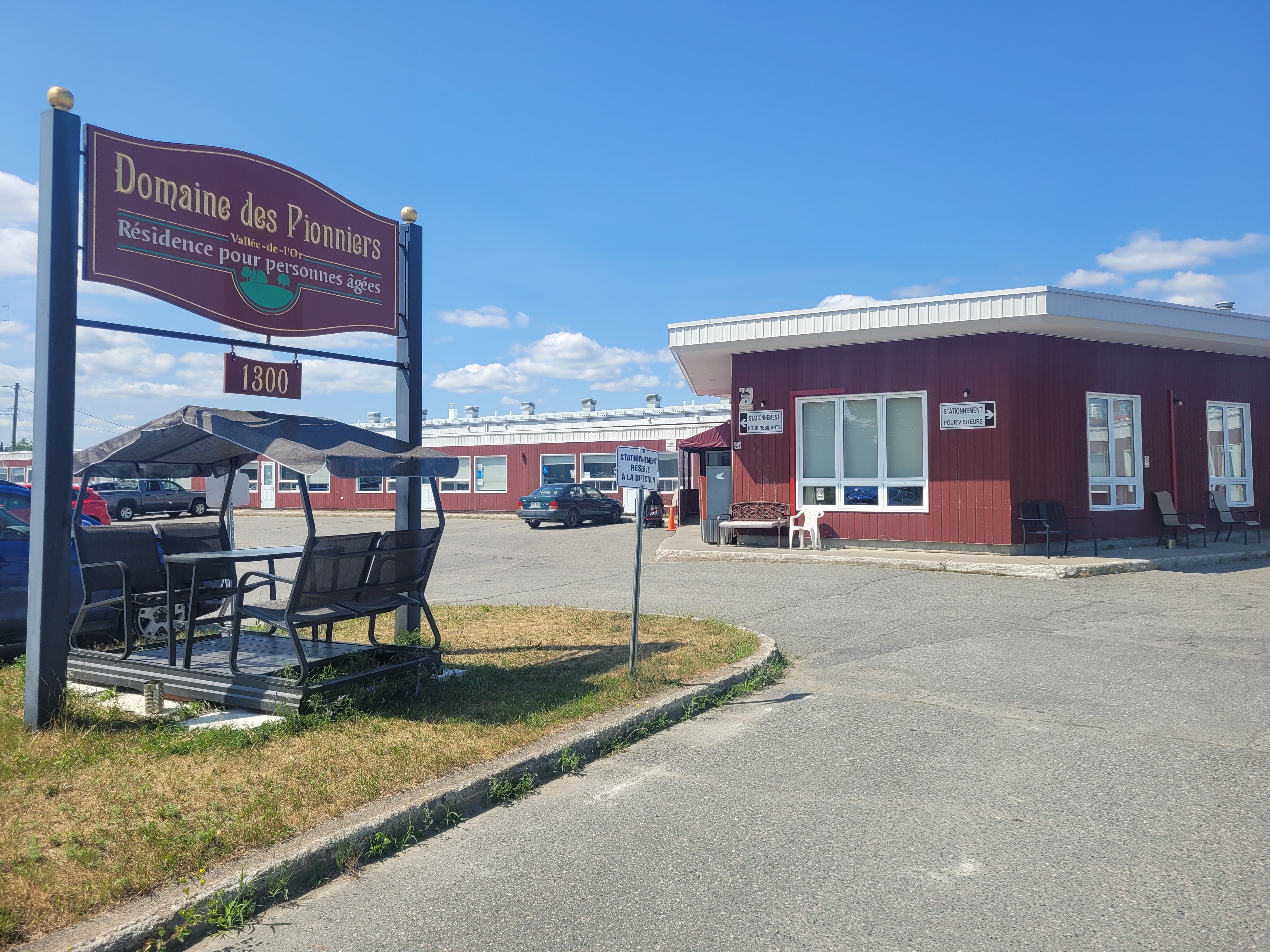 Domaine des Pionniers : le Réseau québécois d’OSBL d’habitation et les partenaires rassurent les résidents