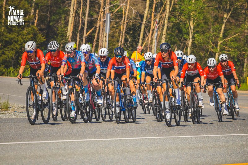 Première étape 2026 - femmes - peloton